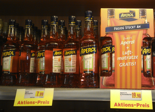 Aperol mit Gratis Luftmatratze